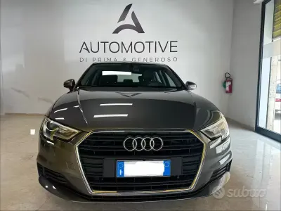 Usata Audi A3 Business 150 CV (110 kW) 2020 Grigio Berlina