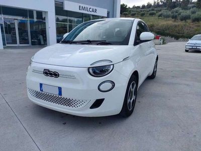 usata Fiat 500e Icon 3+1 42 kWh