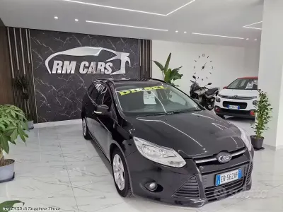 Käytetty Ford Focus Titanium 95 HP (69 kW) 2013 Musta Farmari