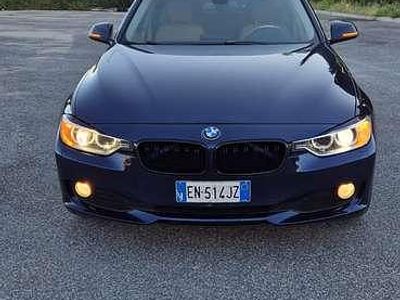 Usata BMW 320 184 CV (135 kW) 2013 Blu/azzurro Berlina