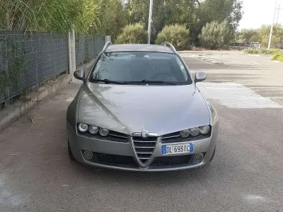 Usata Alfa Romeo 159 Exclusive 150 CV (110 kW) 2007 Grigio Station wagon