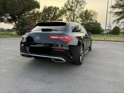 Usata Mercedes CLA200 Shooting Brake Premium 150 CV (110 kW) 2020 Nero Station wagon