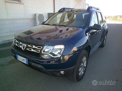 Blu Usata 2016 Dacia Duster Lauréate SUV | 9900 € (Buon prezzo)