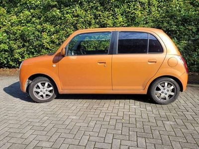 Usata Daihatsu Trevis 58 CV (42 kW) 2007 Arancione Utilitaria