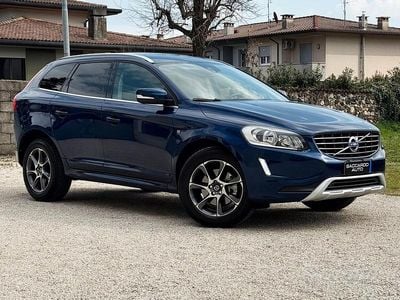 Usata Volvo XC60 Ocean Race 163 CV (119 kW) 2015 Blu/azzurro SUV