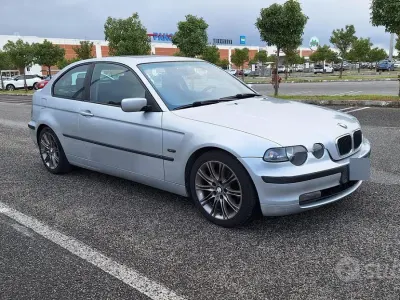 Usata BMW 316 Compact Sport Line 116 CV (85 kW) 2001 Grigio Utilitaria