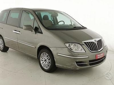 Usata Lancia Phedra 170 CV (125 kW) 2009 Grigio Monovolume