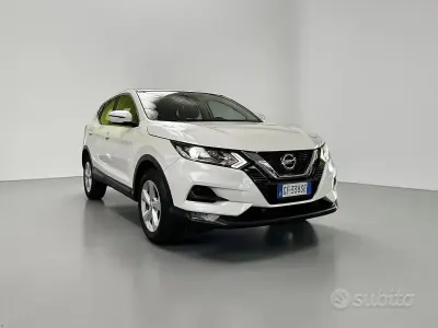Usata Nissan Qashqai N-Connecta 140 CV (102 kW) 2021 Bianco SUV