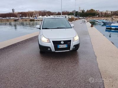 Usata Fiat Sedici 2008 Grigio SUV