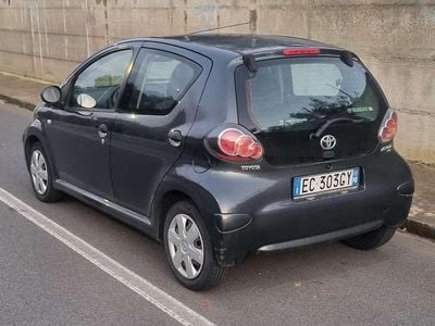 Usata Toyota Aygo 68 CV (50 kW) 2010 Utilitaria
