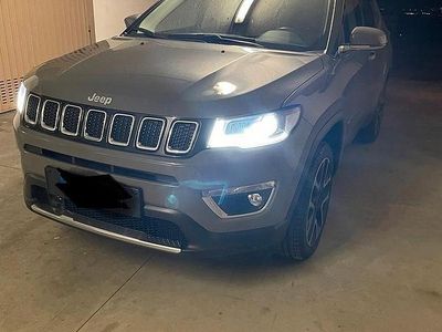 Usata Jeep Compass Limited 140 CV (102 kW) 2020 Grigio SUV