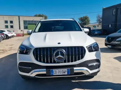 Usata Mercedes GLE300 245 CV (180 kW) 2021 Bianco Station wagon