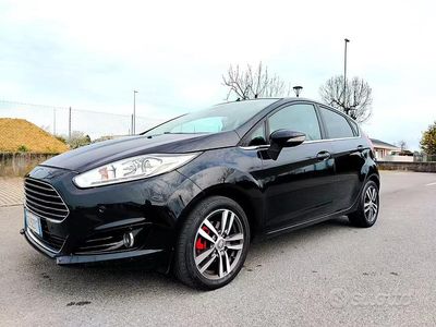 Usata Ford Fiesta Titanium 95 CV (69 kW) 2013 Utilitaria