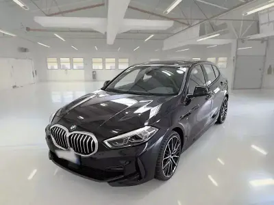 Usata BMW 118 M Sport 149 CV (109 kW) 2023 Nero Utilitaria