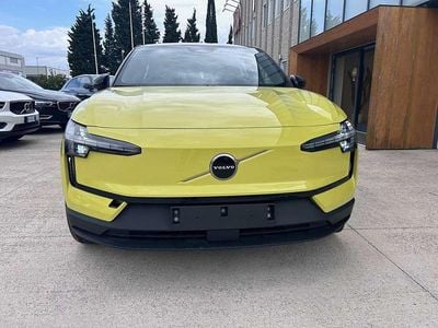 Giallo Usata 2024 Volvo EX30 Plus SUV | 39.900 € (Molto cara)