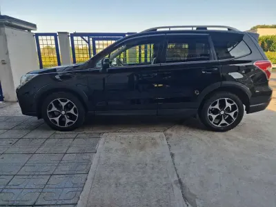 Usata Subaru Forester 147 CV (108 kW) 2015 Nero SUV