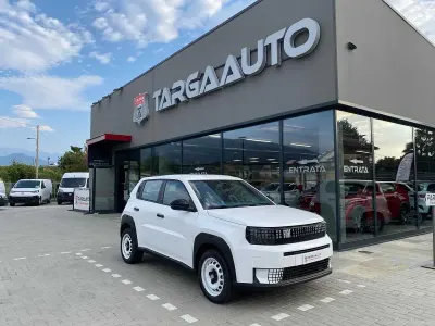Nuova Fiat Grande Panda Pop 101 CV (74 kW) 2026 Bianco Utilitaria