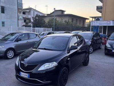 Usata Lancia Ypsilon S 95 CV (69 kW) 2016 Utilitaria