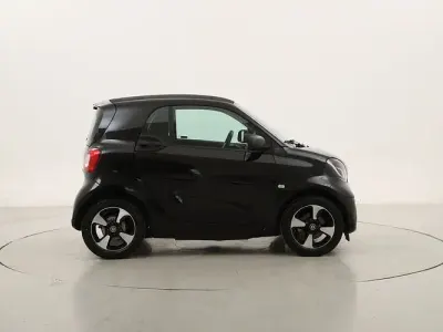 Usado Smart ForTwo Coupé Passion 41 kW (56 CV) 2021 Utilitario