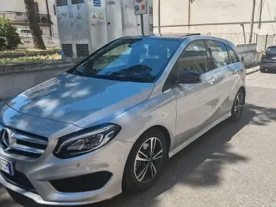 Usata Mercedes B180 109 CV (80 kW) 2018 Utilitaria