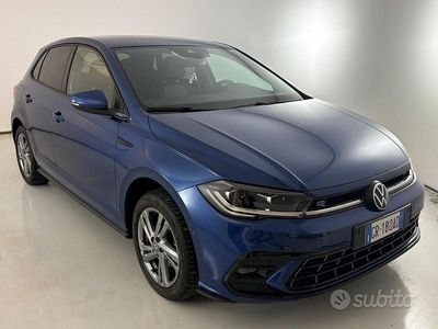 Usata VW Polo R-line 95 CV (69 kW) 2023 Blu Utilitaria