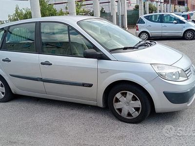 Renault Scénic II