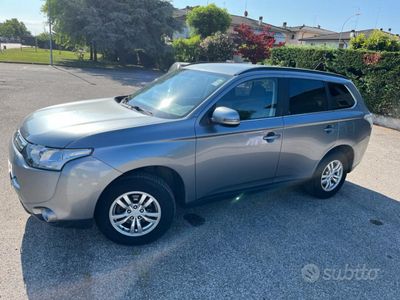 usata Mitsubishi Outlander 