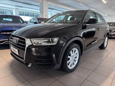 Usata Audi Q3 Business 150 CV (110 kW) 2015 Nero SUV