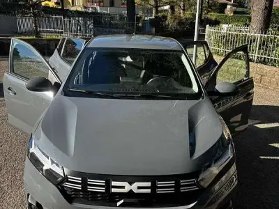 Usata Dacia Sandero Expression 101 CV (74 kW) 2023 Berlina