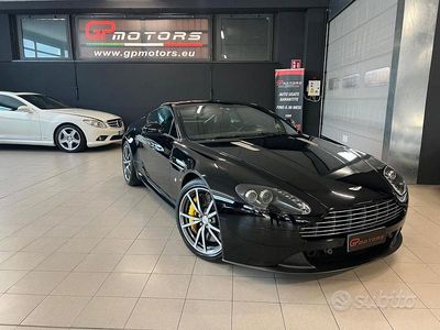 Usata Aston Martin V8 426 CV (313 kW) 2012 Nero Coupé
