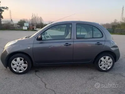 Usata Nissan Micra 80 CV (58 kW) 2005 Grigio Utilitaria