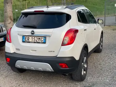 Usata Opel Mokka 131 CV (96 kW) 2013 Bianco SUV