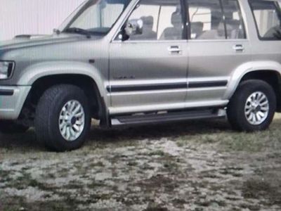 Isuzu Trooper