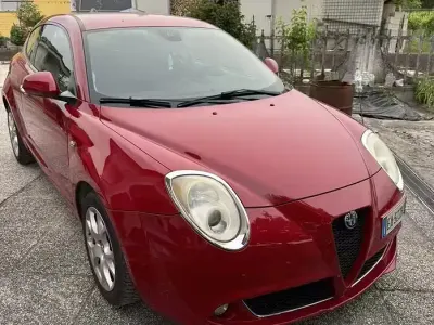 Usata Alfa Romeo MiTo 90 CV (66 kW) 2009 Rosso Utilitaria