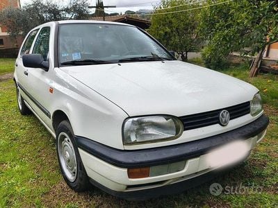Usata VW Golf III 90 CV (66 kW) 1992 Bianco Utilitaria