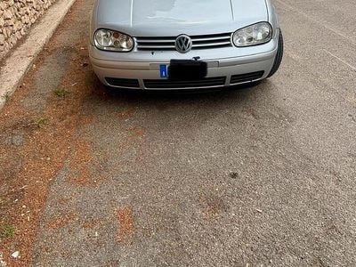 Usata VW Golf IV 130 CV (95 kW) 2002 Grigio Berlina