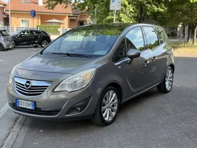 Usata Opel Meriva Cosmo 120 CV (88 kW) 2010 Monovolume