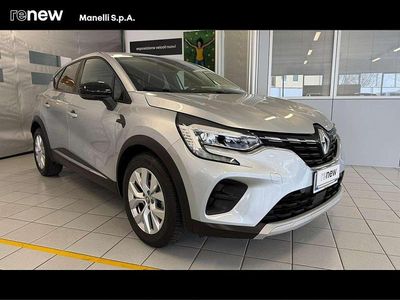 Usata Renault Captur Zen 101 CV (74 kW) 2020 Grigio chiaro SUV