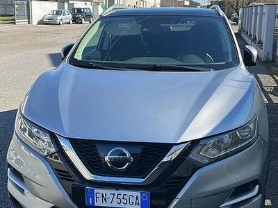 Usata Nissan Qashqai 115 CV (84 kW) 2018 Grigio SUV