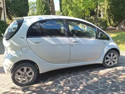 Usata Citroën C-zero 35 kW (48 CV) 2012 Bianco Utilitaria