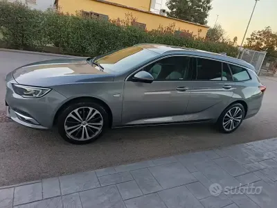 Usata Opel Insignia Cosmo 170 CV (125 kW) 2017 Grigio Station wagon