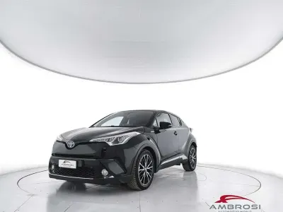 Second-hand Toyota C-HR Lounge 122 CP (89 kW) 2017 Negru SUV