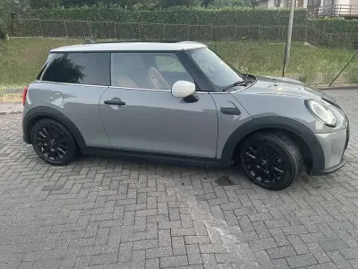 Usata Mini Cooper Classic 136 CV (100 kW) 2022 Utilitaria