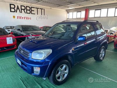 Usata Toyota RAV4 2003 Blu SUV