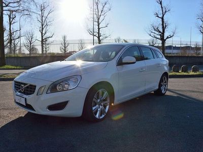 usata Volvo V60 D5 Geartronic Momentum