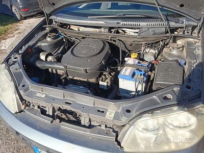 Usata Fiat Punto 80 CV (58 kW) 2004 Grigio Utilitaria