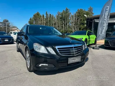 Usata Mercedes E250 Avantgarde 204 CV (150 kW) 2009 Nero Berlina