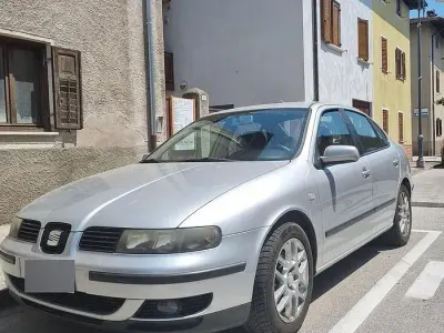 Usata Seat Toledo 90 CV (66 kW) 2001 Grigio Berlina