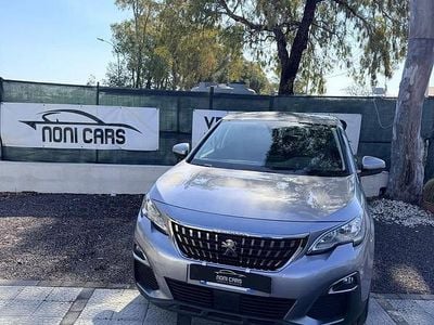Usata Peugeot 3008 Business-Line 120 CV (88 kW) 2017 Grigio SUV
