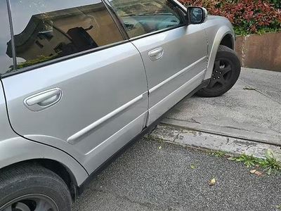 Usata Subaru Outback 165 CV (121 kW) 2006 Grigio Station wagon
